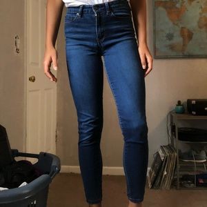 Aeropostale blue jeans